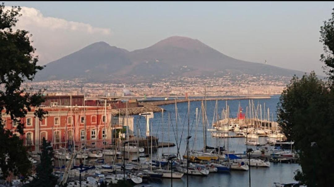 Il Salotto Di Chiaia Otel Napoli Dış mekan fotoğraf
